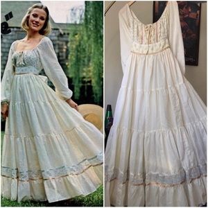 vintage 1970s Gunne Sax white floral drawstring prairie dress